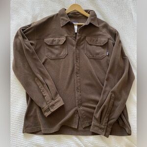 Patagonia Men’s light Fleece Button Up